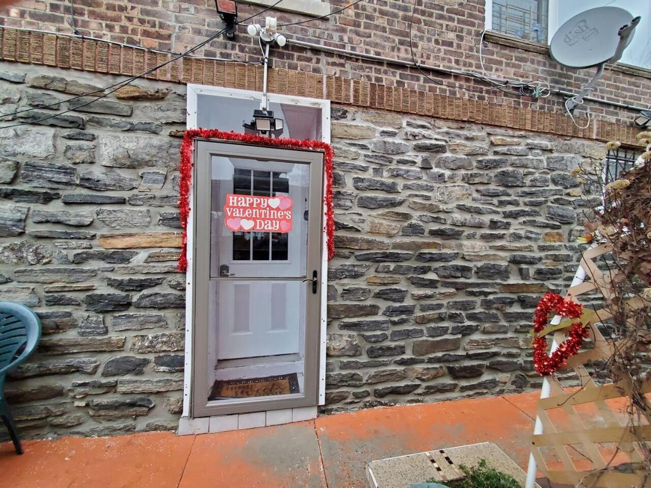 Lovely 2 Bedroom Apartment With 2 Entrance And Parking New York Luaran gambar